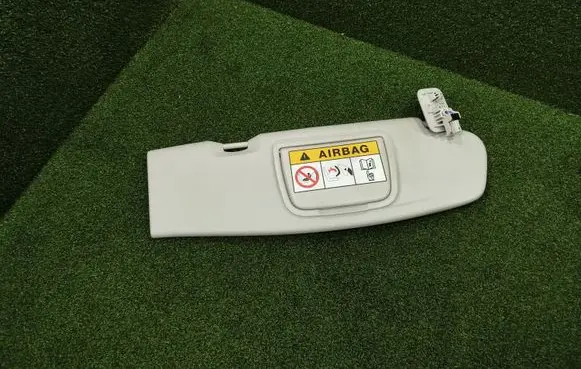 Sun visor