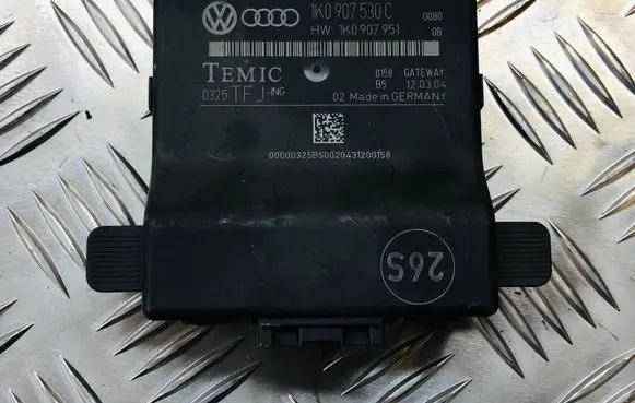 Volkswagen Touran I Gateway control module 1K0907530C