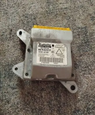 Renault Laguna II Airbag control unit/module 8200142183 550758700 B135CF02228