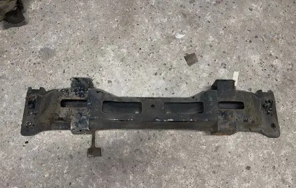 KIA Carens I Front subframe