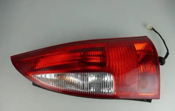 Mazda Premacy Rear/tail lights 22061908