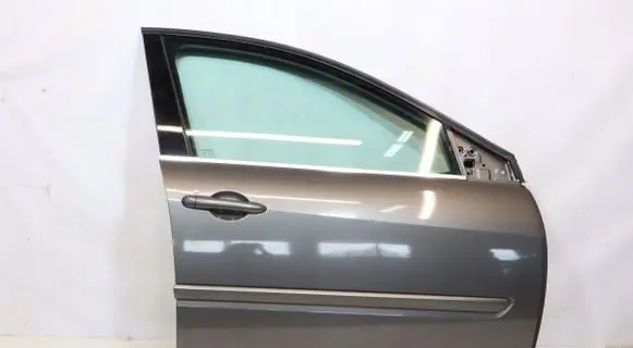 Renault Laguna III Front door