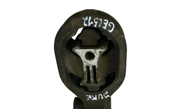Nissan Juke I F15 Engine mount bracket