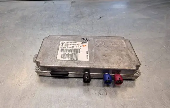 BMW X5 E70 Camera control unit module 9245516 10844410