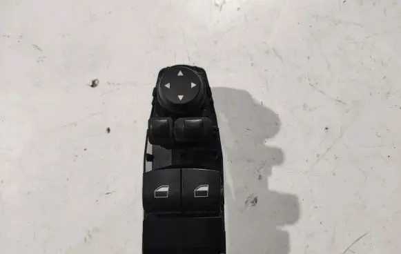 BMW 6 F12 F13 Electric window control switch 9196678 L30053
