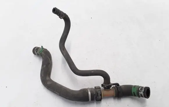 Renault Megane III Engine coolant pipe/hose