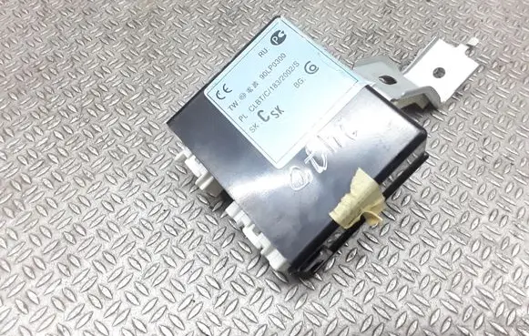 Mazda 2 Door central lock control unit/module 90LP0300