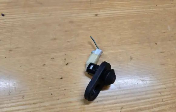 Mazda CX-7 Front door sensor 