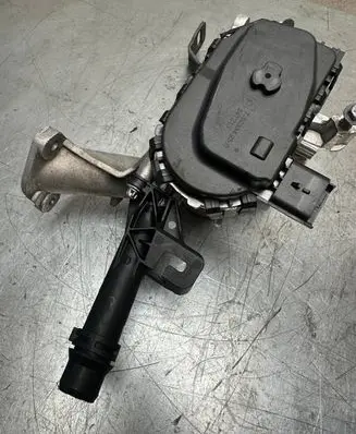 Peugeot Partner EGR valve 9833095880 SU001-A8278