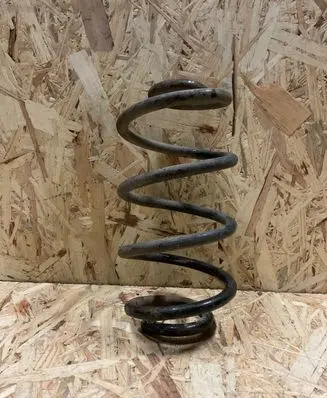Nissan Note (E11) Rear coil spring