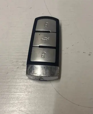 Volkswagen PASSAT B6 Ignition key/card 