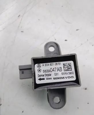Mercedes-Benz C W204 Airbag deployment crash/impact sensor A2048210651