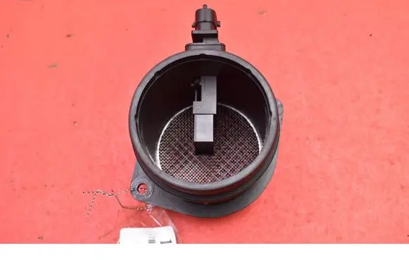 Volvo V70 Mass air flow meter 30677999