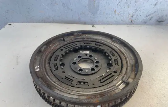 Renault Captur Flywheel 123106840R TD9066 0677