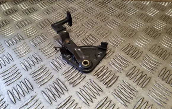 Audi A6 S6 C4 4A Engine bonnet (hood) release handle