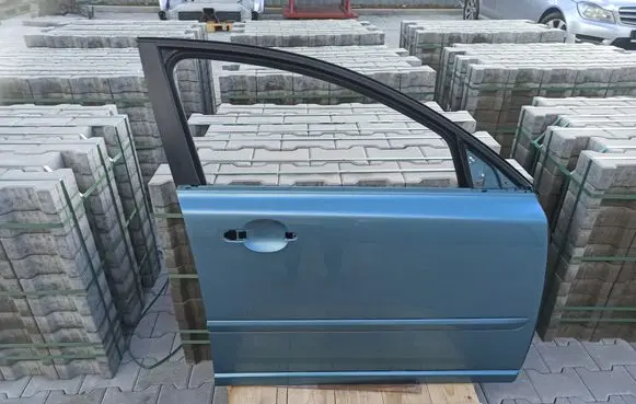 Volvo S40 Front door