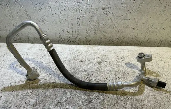 Air conditioning (A/C) pipe/hose