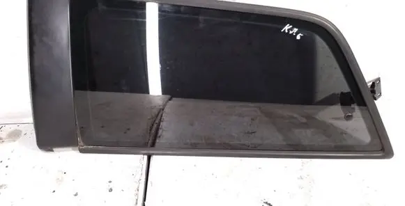 Audi A3 S3 8L Rear side window
