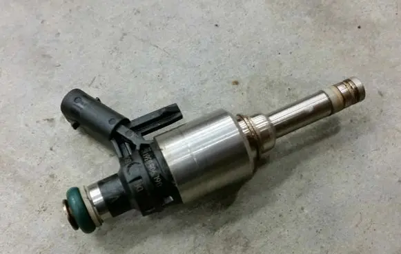 Audi A3 S3 8V Fuel injector 06L906036L