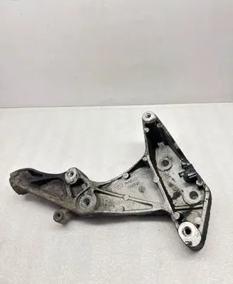 Jeep Cherokee A/C compressor mount bracket 04627674AC
