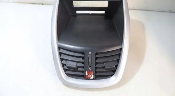 Peugeot 207 Dashboard air vent grill cover trim 