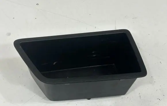 BMW 7 G11 G12 Other trunk/boot trim element 7360176