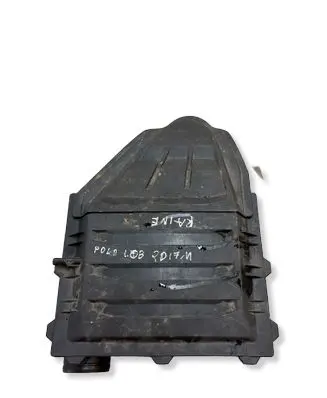Volkswagen Polo V 6R Air filter box 04C129620A GF10MD20