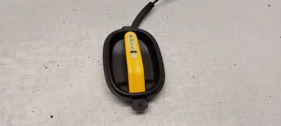 Hyundai Sonata Loading door interior handle 812213K000