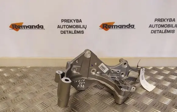 Generator/alternator bracket