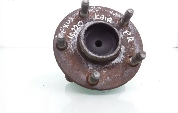 Lexus IS 220D-250-350 Front wheel hub