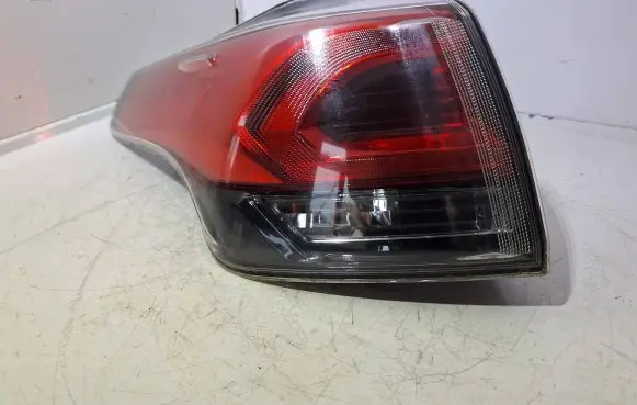 Toyota RAV 4 (XA40) Rear/tail lights 8156042201 A4Q2220001 13H48103C