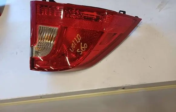 Volvo S60 Rear/tail lights 121212