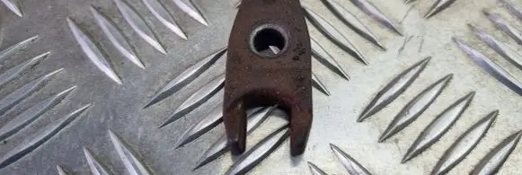 Citroen Berlingo Fuel Injector clamp holder