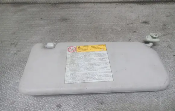Suzuki Alto Sun visor