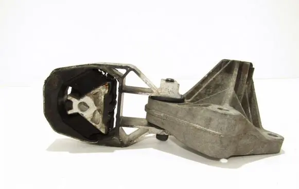 BMW X3 F25 Engine mount bracket