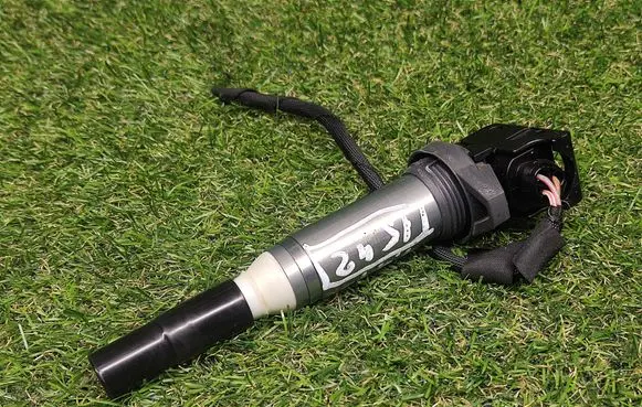 BMW 5 G30 G31 High voltage ignition coil 8611236 861123603