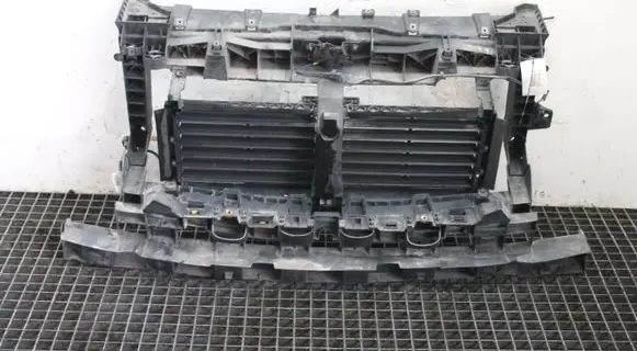 Renault Trafic III (X82) Radiator support slam panel