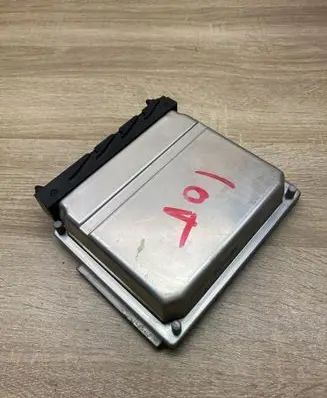 Volvo S60 Engine control unit/module ECU 08677708A 0281010319