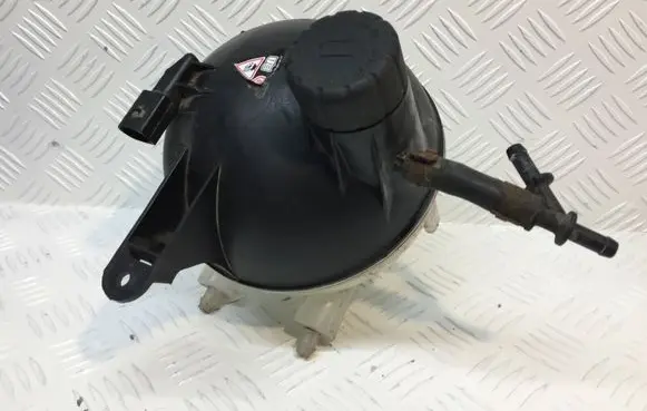 Mercedes-Benz B W245 Coolant expansion tank/reservoir 1695000149
