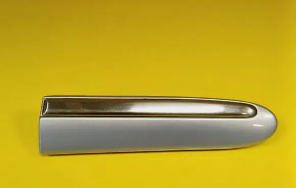 Mercedes-Benz S W220 Front arch trim A2206900262
