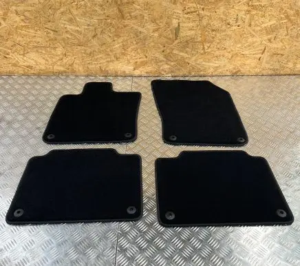 Volvo S90, V90 Car floor mat set 32216200