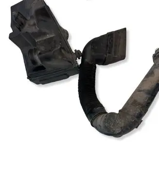 Renault Megane II Air filter box 8200369755