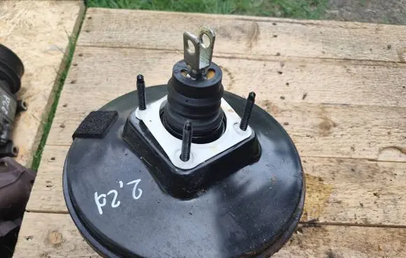 Mazda 3 II Brake booster BDG743950D 6277760794