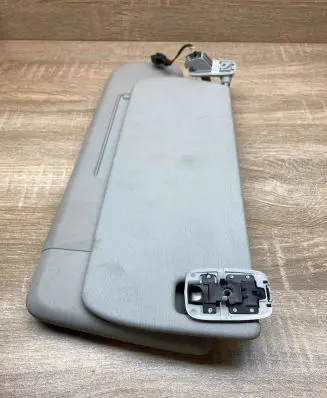 Volkswagen PASSAT B6 Sun visor 3C0857551