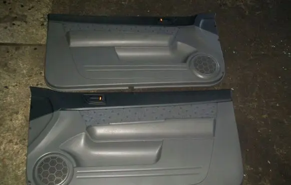 Hyundai Getz Front door card panel trim