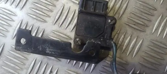Audi 100 S4 C4 Ignition amplifier control unit 