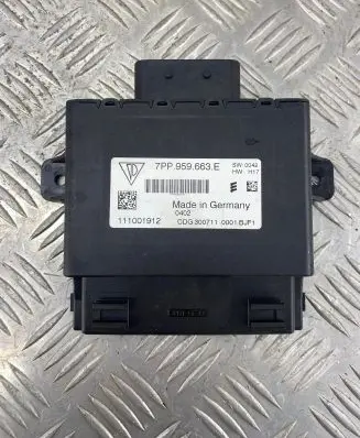 Volkswagen Touareg II Voltage converter/converter module 7PP959663E 111001912 CDG300711
