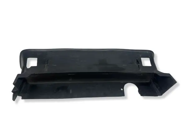 Volvo V50 Intercooler air guide/duct channel 3984