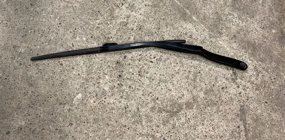 BMW 5 F10 F11 Front wiper blade arm 7182459