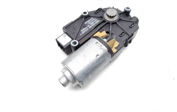 Honda CR-V Sunroof motor/actuator 70450SMGE010